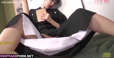 Yang Zi 杨紫 gets two dicks instead of one [fake porn 假色情片 threesome]