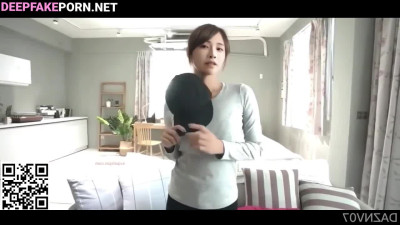 AI striptease by Baby Zhang showing her nice big boobs // 人工智能 脱衣舞 张含韵