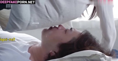 Chinese housemaid Wu Xuanyi does handjob [deepfake porn] 吴宣仪 打手枪 智能換臉 色情