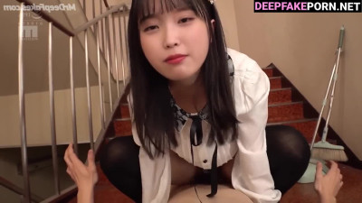 Public coitus with deepfake IU sex scene (한국어 이지은 가짜 포르노)