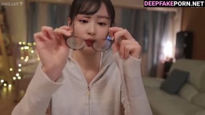 Shy girl from high school wants to fuck with you, fake Minju アイズワン 本物の偽物