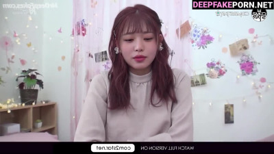 Friend touching her cute small tits, Wonyoung adult video / アイヴ セックスシーン