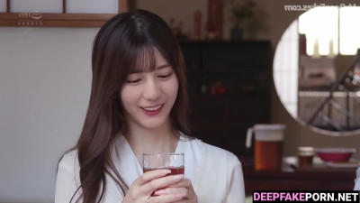 Dirty Nao Kosaka (小坂 菜緒 日向坂46) wanna fuck asian worker - real fake