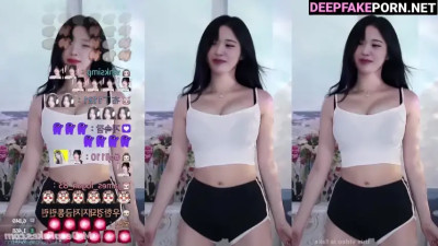 Sexy solo dance with energy Yujin アイズワン 偽の有名人のポルノ real fake