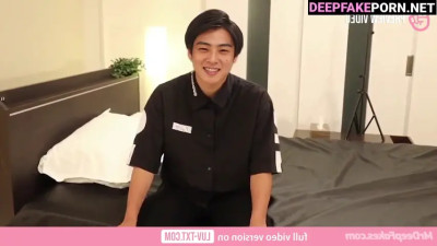 Smiling brunet wants to try a cock - Cha Eunwoo (アストロ フェイクポルノ) face swap