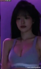 Busty Kpop idol Yujin アイヴ pleases fans with new dance video IVE 本物の偽物 real fake