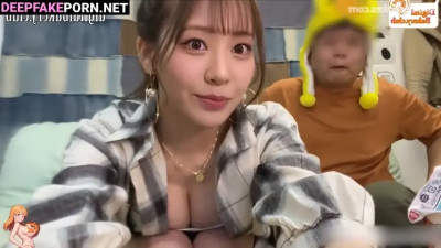She's designed to please guys, Yves (이브 이달의 소녀) internet celebrity