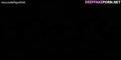 케이팝 스타 Kpop star Lisa 리사 puts her wet pussy extra close to camera (블랙핑크) BLACKPINK