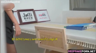 It turns out she sleeps not only with you, Chen Yuqi (陈钰琪 智能換臉) face swap