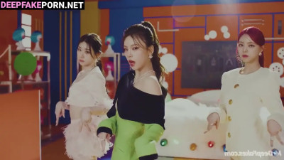 Look what ITZY girls do behind the scenes / 있지 딥 러닝 프로그램 / pmv face swap