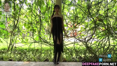 Real fake Stella ハーツトゥーハーツ Hearts2Hearts - Skinny naked babe