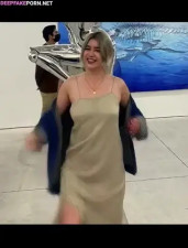 Half-vietnamese Youtuber slut ai Elise Tran ASMR flashes her tits all over the place