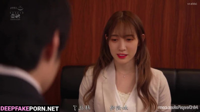 Sleepy, fake Ju Jingyi was touched everywhere by colleague / 鞠婧禕 伪造的