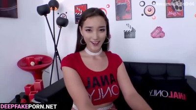 Tight anal hole of IU (아이유) finally gets that dick deepfake 딥페이크