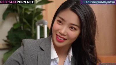 Chaewon wanna be nude ヌード next to her naughty colleague アイズワン IZ*ONE